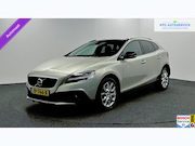Volvo V40 Cross Country - 1.5 T3 Polar+ Luxury LEER PANO NAVI TREKHAAK ECC CRUISE LM.