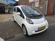 Mitsubishi i-MiEV - 4-peroons 16 kWh elektrische 45 KM actieradius 220 v oplaadk