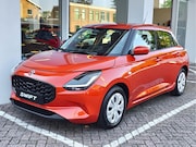 Suzuki Swift - 1.2 COMFORT SMART HYBRID Direct Leverbaar | Tot 10 JAAR GARA