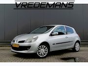 Renault Clio - 1.6-16V Dynamique Luxe