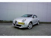Alfa Romeo MiTo - 0.9 TwinAir Distinctive Climate / Navi / Cruise / leder / Pa