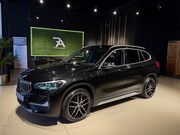 BMW X1 - xDrive25e High-Exe Navi|Leer|LED|Trekhaak 2021 Zwart Metalli