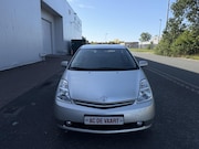 Toyota Prius - 1.5 VVT-i Business Edition - NAVI/KEYLESS/NAP