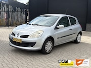 Renault Clio - 1.2-16V Authentique