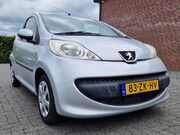 Peugeot 107 - 1.0-12V XS