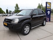 Hyundai Tucson - 2.0i Dynamic Cross Airco, Carkit, El. Ramen, Cruise Zomeract