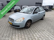 Hyundai Accent - 1.4i Dynamic automaat airco