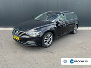 Volkswagen Passat - Variant 1.5 TSI Comfort Business | Trekhaak | Camera | Apple