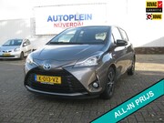 Toyota Yaris - 1.5 Hybrid Dynamic super nette zeer complete Yaris met trekh