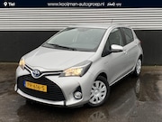 Toyota Yaris - 1.5 Hybrid Trend Automaat, achteruitrij camera, cruise contr