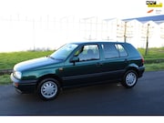 Volkswagen Golf - 1.6 Milestone 1e Eigenaar Originele km stand Als Nieuw