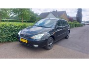 Ford Focus - 1.6-16V Futura CLIMA/LEER BJ 2004