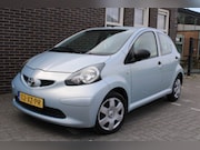 Toyota Aygo - 1.0-12V / 5 deurs / Lage Km stand / Inruil mogelijk