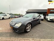 Mercedes-Benz C-klasse - Sportcoupé 200 K.*Automaat*Navigatie*Apk 2-2027*Luxe Uitvoer