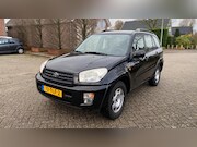 Toyota RAV4 - 1.8-16V VVT-i Luna