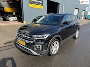 Volkswagen T-Cross - 1.0 TSI Style / AUTOMAAT / NAP / APK / NAVI / CAMERA/ GOED O
