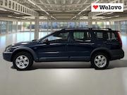 Volvo XC70 - 2.5 T Geartronic Comfort Line 3e bankje, trekhaak, automaat.