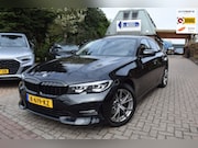BMW 3-serie - 320i Executive Edition AUTOM/NAVI/CRUISE/AIRCO-ECC/PDC V+A/C