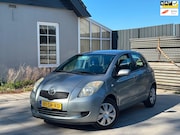 Toyota Yaris - 1.3 VVTi Sol MMT | APK tot 9-2-2027 | Automaat | Airco | El.