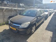 Opel Astra - 1.6 Essentia Inruil is Mogelijk