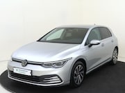 Volkswagen Golf - 1.4 eHybrid | SoH 95% | Keyless | Dodehoek detectie | Achter