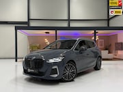 BMW 2-serie Active Tourer - M-Pakket | Pano | HUD | 360° | Harman Kardon | Trekhaak