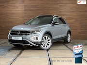 Volkswagen T-Roc - 1.5 TSI Style | Panoramadak | ACC | Park Assist | LED Plus |