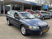 Volvo XC70 - 2.5T AWD Momentum Schuifdak Hu850 Bluetooth BTW voordeel €40