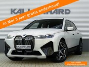 BMW iX - xDrive50 - 112 kWh - Luchtvering - Active Steering - Driving