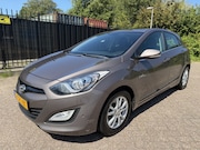 Hyundai i30 - 1.6 GDI i-Vision Clima/Camera/Navi/Cruise/LMV
