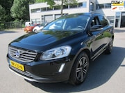 Volvo XC60 - 2.0 D3 FWD GRIJS KENTEKEN PANO DAK NAVI BLACK LINE DEALER AU
