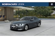 BMW i4 - eDrive40 / Schuif-kanteldak / Achteruitrijcamera / Adaptieve