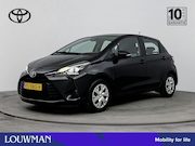 Toyota Yaris - 1.0 VVT-i Aspiration | 100 % Dealer Onderhouden | Trekhaak |