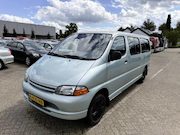 Toyota HiAce - 2.4i LWB 9 seat