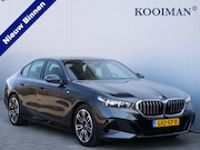 BMW 5-serie - 520i 208 Pk Automaat M-pakket / Leer / Navi / DAB / Apple Ca