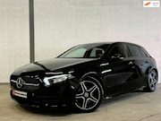 Mercedes-Benz A-klasse - 180 AMG Pakket|Leder|Sfeer|Carplay|Camera|LED|Dealer Onderho