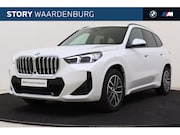 BMW X1 - sDrive20i High Executive M Sport Automaat / Trekhaak / Sport