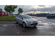 Ford Focus - 1.6 EcoBoost Titanium PDC|Stoelverwarming|Cruise Control|
