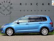 Volkswagen Touran - 1.4 TSI Highline DSG Panoramadak Trekhaak AllSeaso