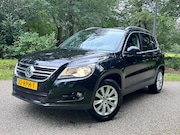 Volkswagen Tiguan - 1.4 TSI Sport&Style Navi boekjes twee sleutels. Zeer nette a