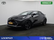 Toyota C-HR - 1.8 Hybrid 140 Black Edition | Parkeersensoren V+A | JBL | B