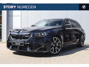 BMW 5-serie - M5 Automaat / M Drive Professional / Panoramadak / Trekhaak