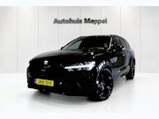 Volvo XC60 - T6-AWD Black-Ultra NEW*Pano*HUD*H&K*360Camera*Facelift*Range
