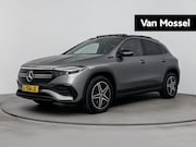 Mercedes-Benz EQA - 250 AMG Line 67 kWh | Camer achter | Parkeersensoren | Achte