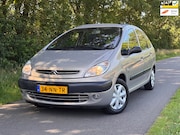 Citroën Xsara Picasso - 2.0i-16V Différence 2 | Automaat + Cruise + Pano Nu € 1.450,