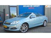 Opel Astra - TwinTop 1.8 Temptation Cruise Leder NAP Distributie vervange