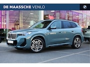 BMW X1 - xDrive23i M Sport Automaat / Panoramadak / Trekhaak / Sports
