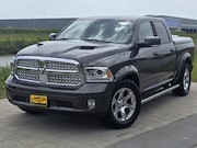Dodge Ram - 1500 LARAMIE/SPORT 4X4 CREW CAB 5, 7 LTR V8 AUT