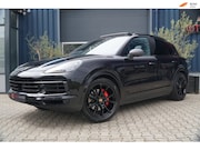 Porsche Cayenne - 3.0 E-Hybrid PANO|TREKHAAK|LUCHTVERING