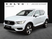 Volvo XC40 - 1.5 T3 Momentum Pro / Panoramdak / Lederen bekleding / 19" V